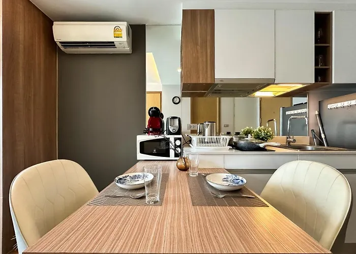 Apartment Contemporary Premier 1br - Ultra Fast Wifi - Bts Nana