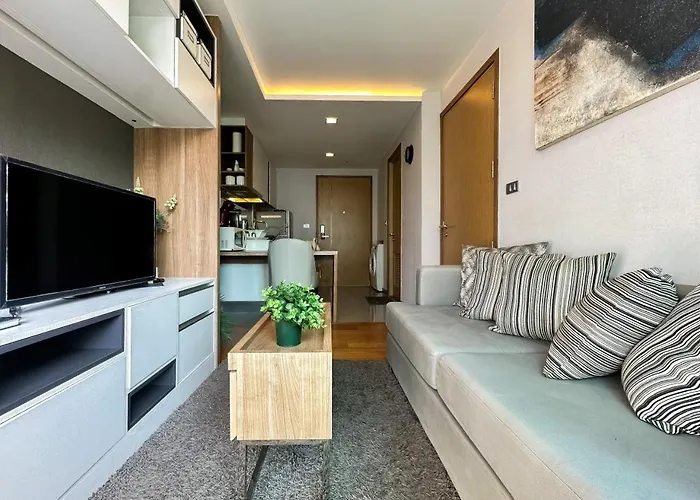 Contemporary Premier 1br - Ultra Fast Wifi - Bts Nana Apartment Bangkok